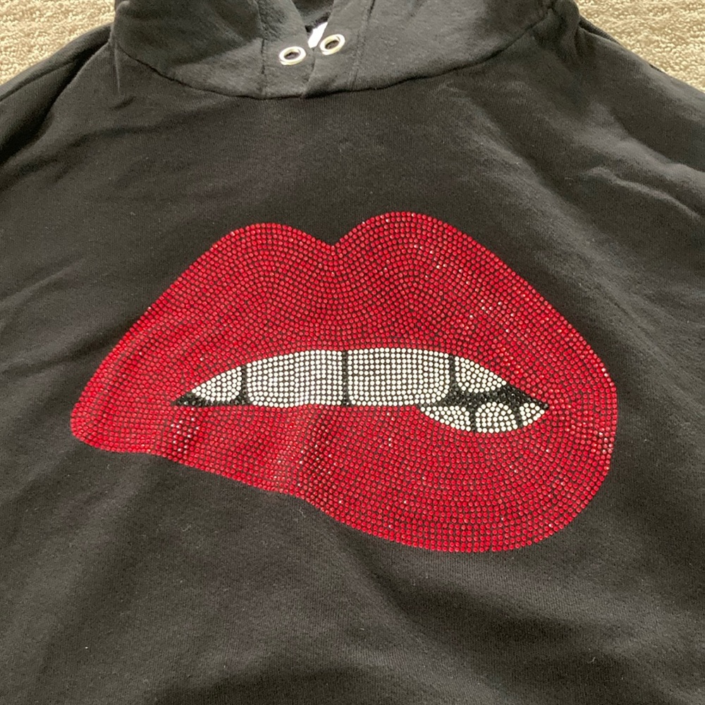 NWT Lauren Moshi Bling Biting Lips Hoodie Size M